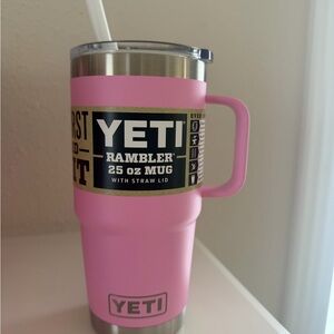 YETI Rambler 25 oz Mug Power Pink